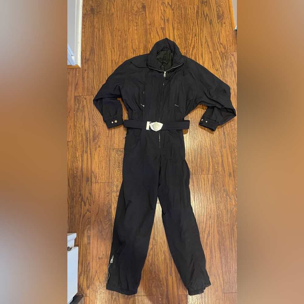 Vintage Women’s Bogner Black Ski-suit size 12